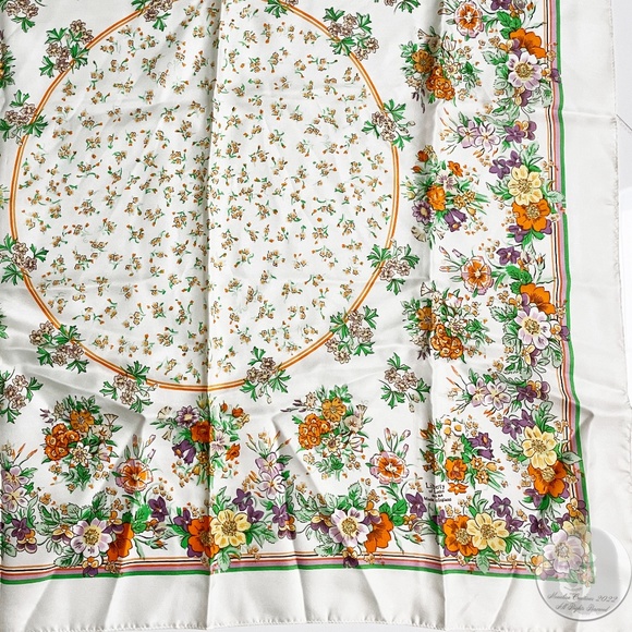 Liberty of London Silk Scarf 27in Square Graphic Floral Print Vintage 70s Retro - Picture 9 of 11